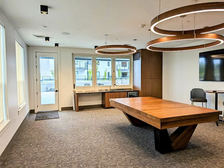 The Grandeur | Game Room