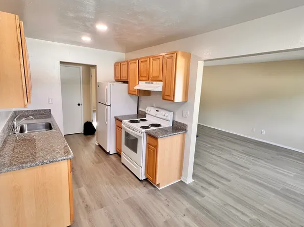 631 Sylvan St APT 3, Daly City, CA 94014