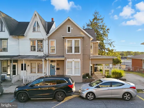 726 N 2nd St, Steelton, PA 17113