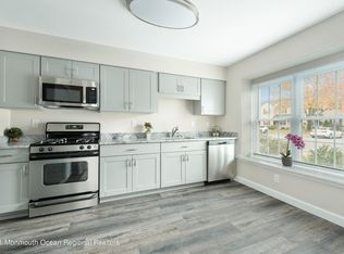 14 Stuart Dr APT 5, Freehold, NJ 07728