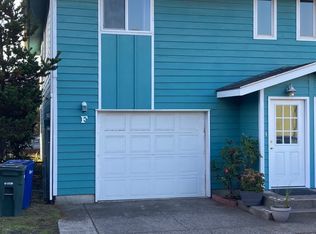 530 SW Fall St #F, Newport, OR 97365