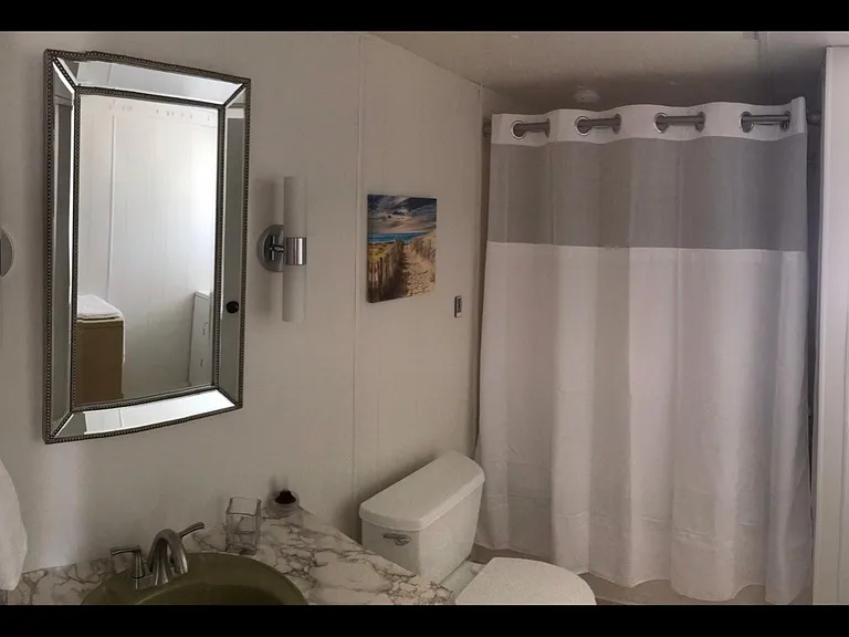 2888 Manor View Dr — Photo 16