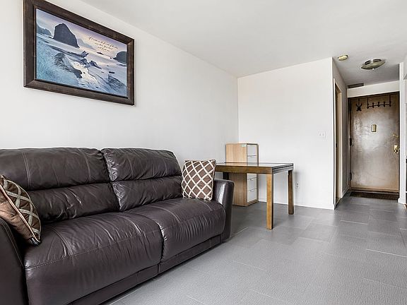 2nd image of 81-15 Queens Blvd #6C