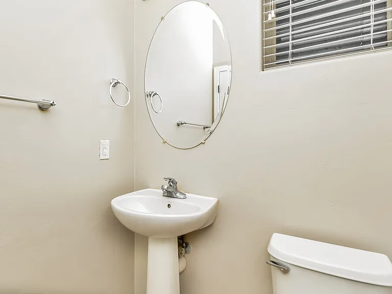 102 W Camino Cuesta Abajo — Photo 16