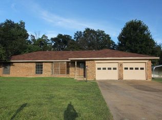 104 Moore St, Elkhart, TX 75839