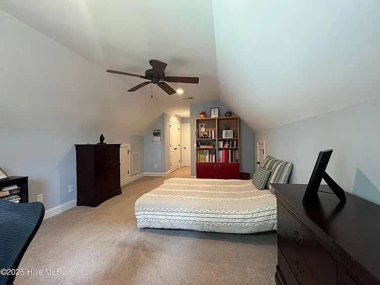 22 Starlit Ln — Photo 40