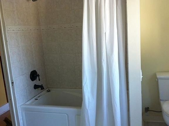 4th image of 1103 Ohio Ave APT B
