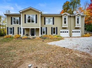 7391 S Greensboro Pike, Knightstown, IN 46148 | Zillow