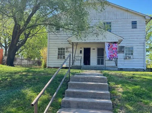 813 N University St, Seminole, OK 74868
