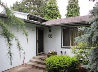 736 SE 128th Ave, Portland, OR 97233