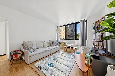 62 West 62nd Street, #10D
