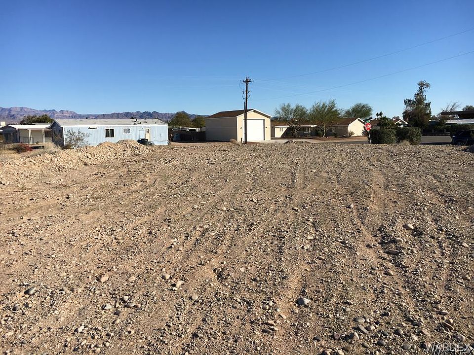 2nd image of 480 Riverfront Dr