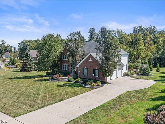 2nd image of 6585 Dorset Ln