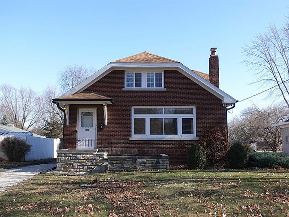 2nd image of 1395 N Kellogg St
