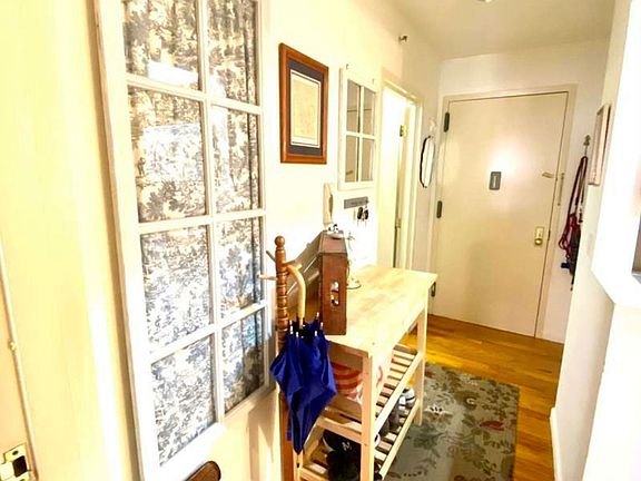 4th image of 37-21 32nd St #2J