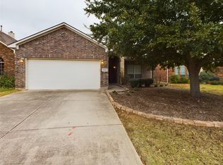 1656 Secretariat Ln, Irving, TX 75060
