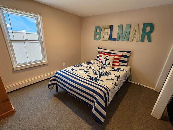 4th image of 216 18th Ave #1