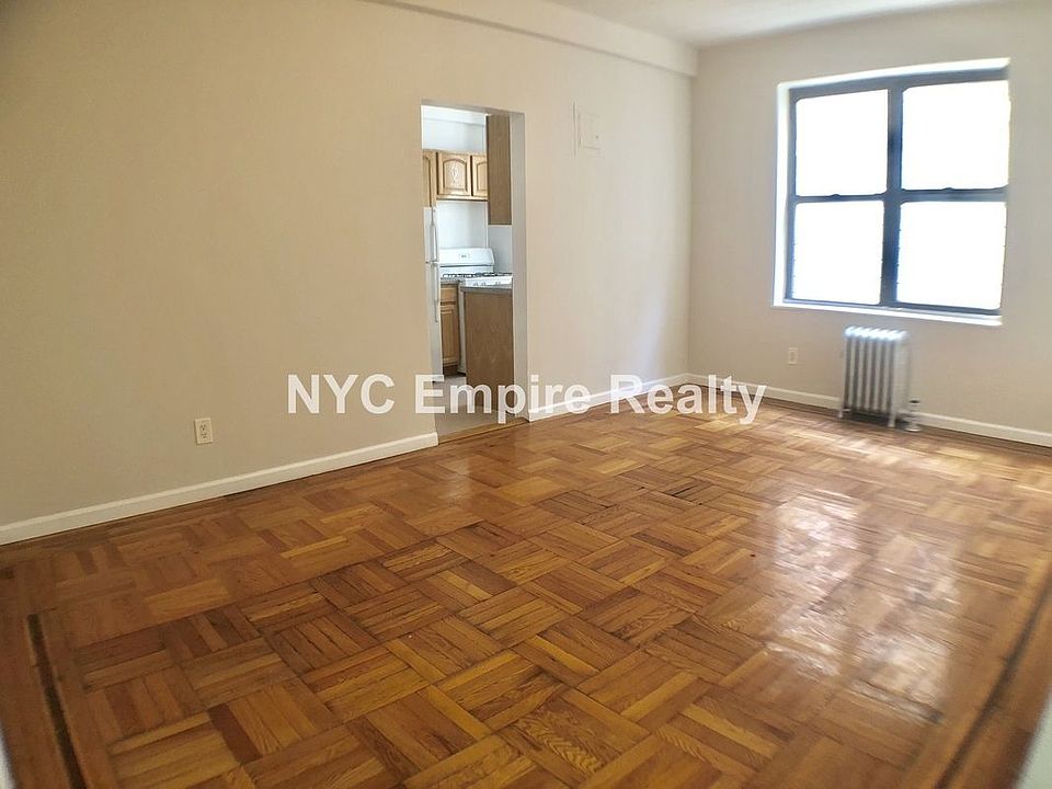 1st image of 35 Hamilton Pl APT 307