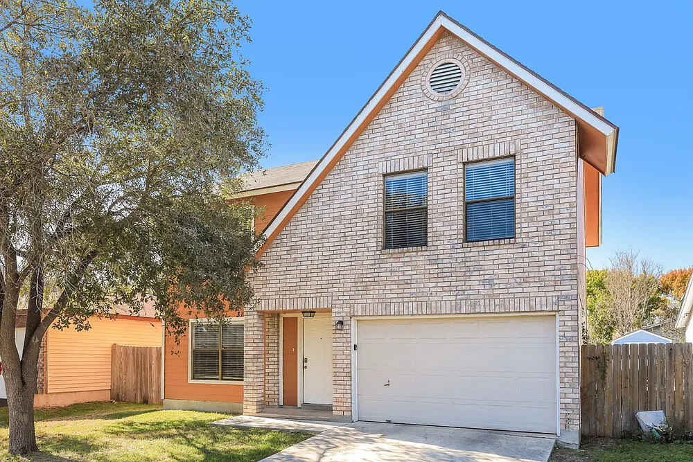 4 bed, 2.5 bath, 1837 sqft, $1,725 — Photo 4