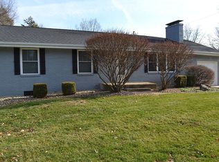 812 S Mercer Ave, Bloomington, IL