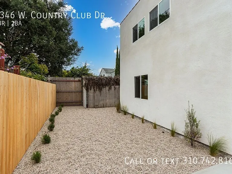 4346 W Country Club Dr — Photo 32