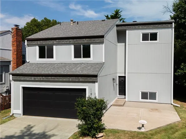 11915 W 66th Ter, Shawnee, KS 66216