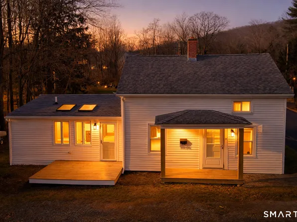 9 John Street, Winchester, CT 06098