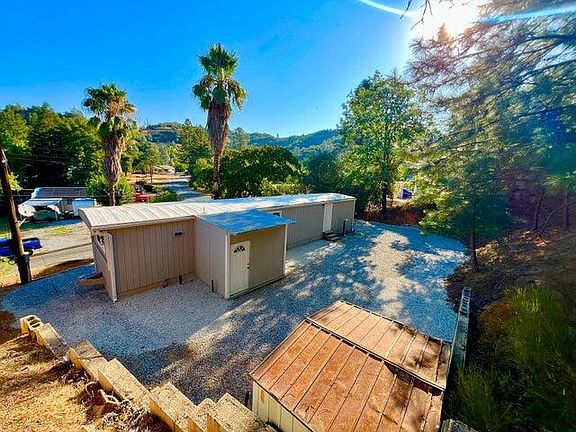 2nd image of 22099 Hidden Valley Dr