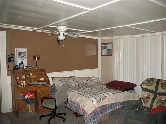 3rd image of 156 N Bonnie St