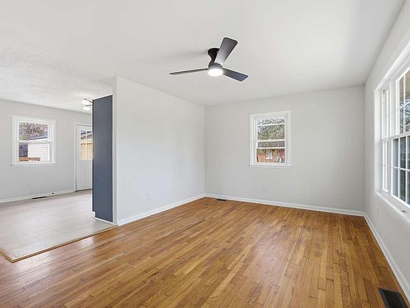 4th image of 603 Eden Rd