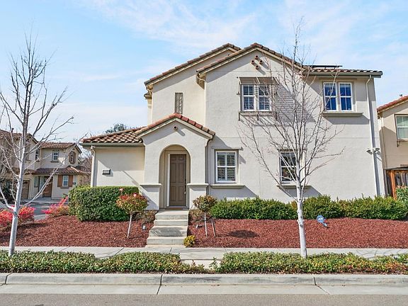 2nd image of 3279 La Rochelle Way