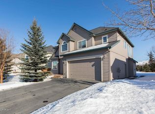 11079 Bulwark Cir, Anchorage, AK 99515