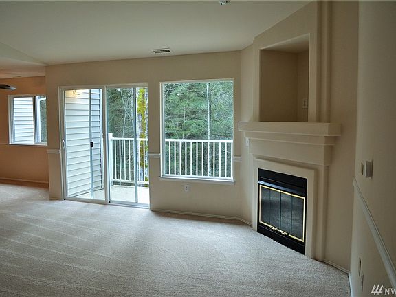 3rd image of 25235 SE Klahanie Blvd APT A304