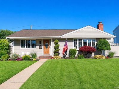 37 Seitz Drive, Bethpage, NY, 11714