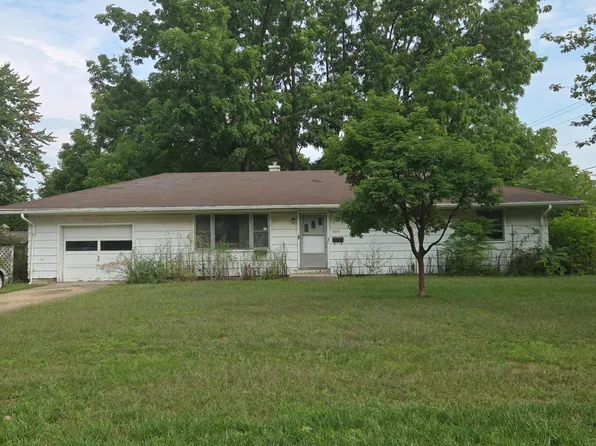 705 Brookside Dr, Swanton, OH 43558