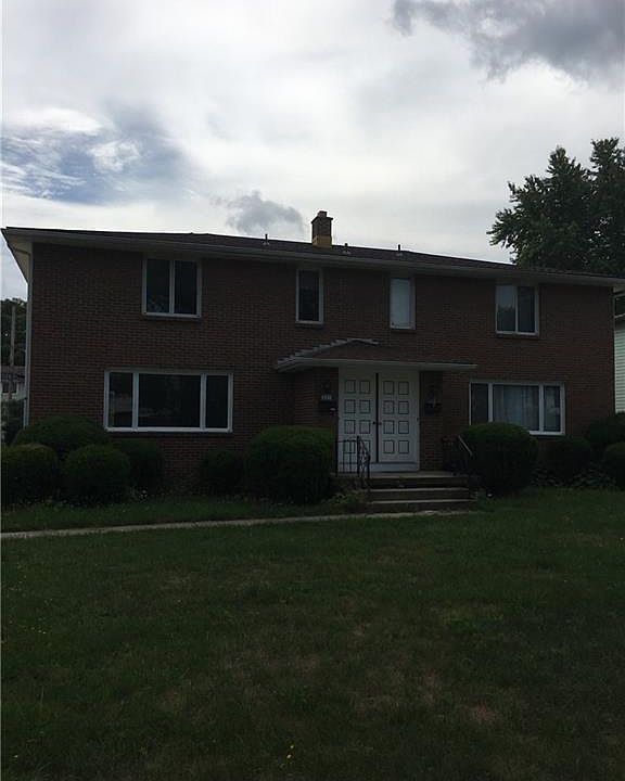 1st image of 221 Sunshine Dr