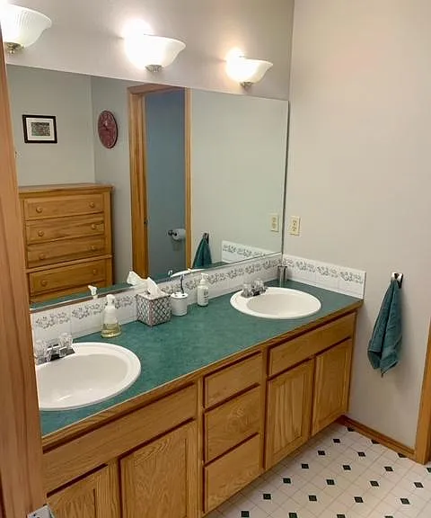 13231 W Sunnyvale Dr — Photo 16