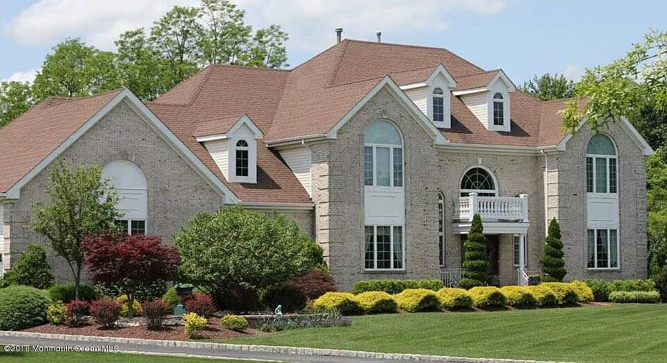 1st image of 13 Crest Circle Dr