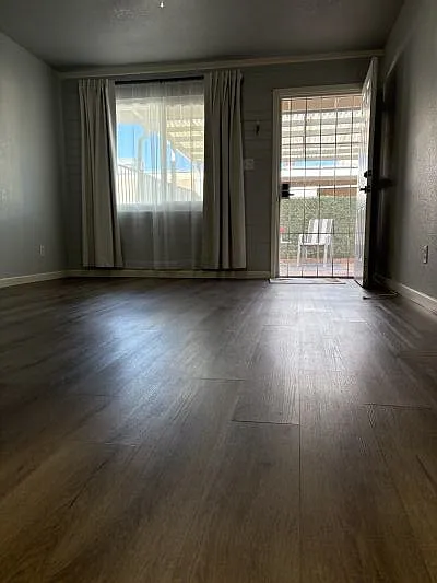 905 E Alice Ave #B — Photo 9