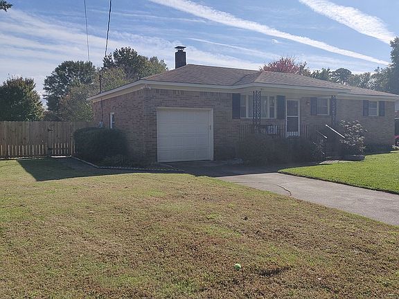 4th image of 937 Cogliandro Dr