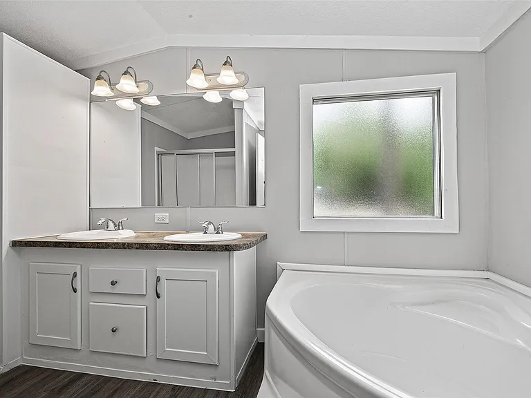2122 Koster Rd — Photo 22