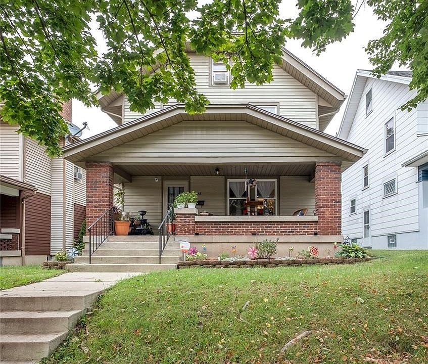 1st image of 648 Bowen St