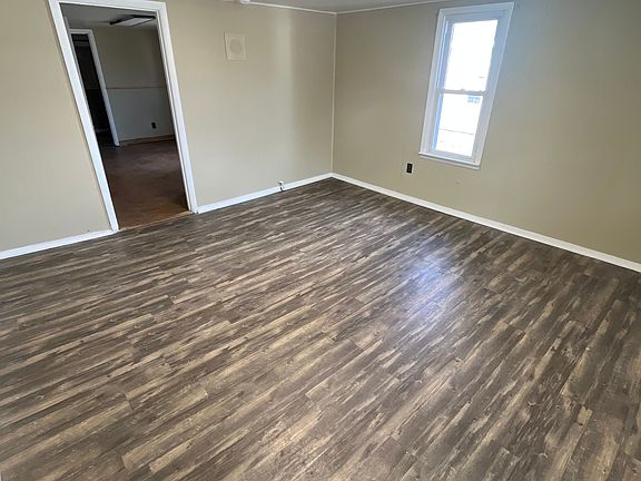 4th image of 1721 Phelps Ave APT 2