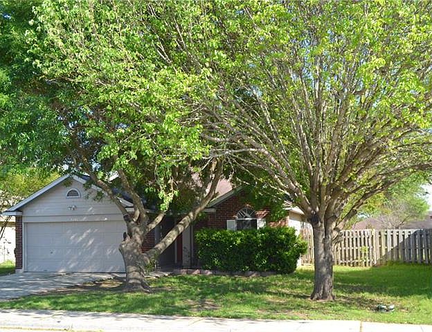 2nd image of 1141 Brandi Cir