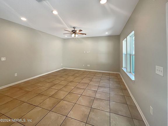 3rd image of 16204 DOWING CREEK Drive