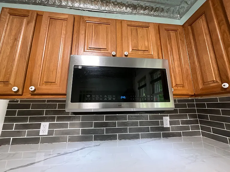 1117 Lexington Ave — Photo 19
