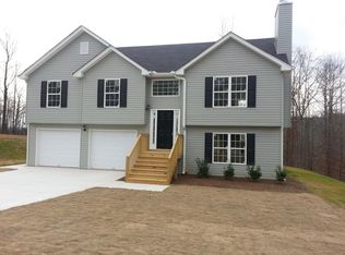 4157 Meadow Point Dr, Gillsville, GA 30543