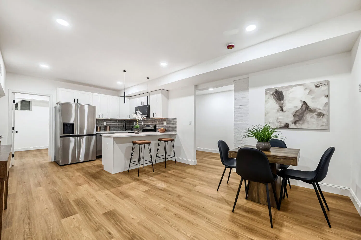 2 bed, 1594 sqft, $1,500 — Photo 1