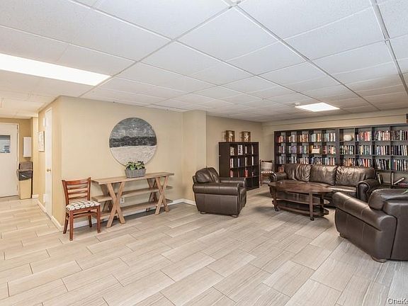 4th image of 600 Shore Road #3S