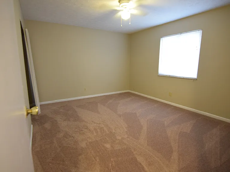 1251 Summit St #A — Photo 7